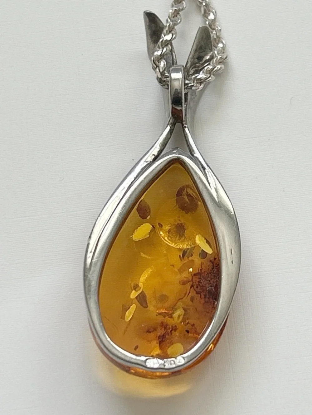 Vintage Baltic Amber Teardrop Sterling Silver Necklace - Picture 9 of 11